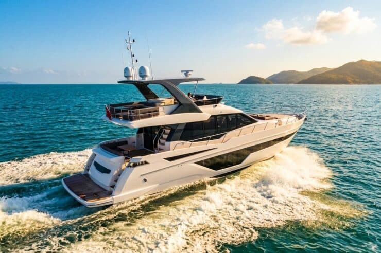 day-charter-yacht-rental-my-maxwell-64
