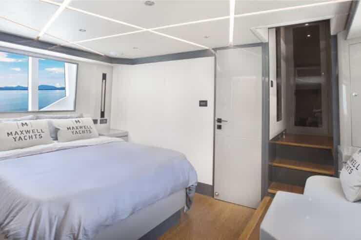 day-charter-yacht-rental-my-maxwell-64