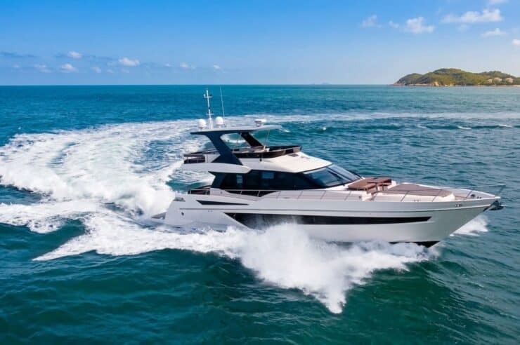 day-charter-yacht-rental-my-maxwell-64