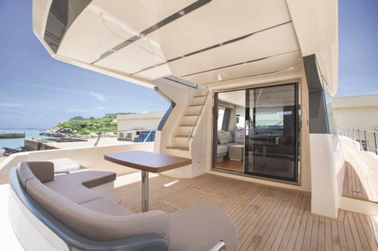 day-charter-yacht-rental-my-maxwell-64