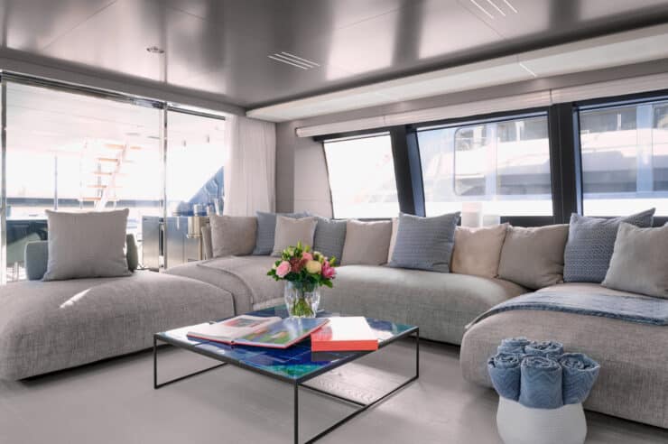 yacht-charter-m-y-bizman