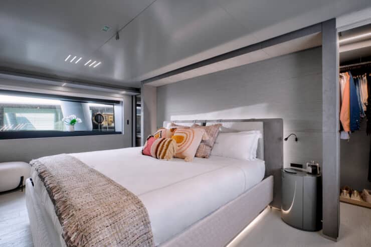 yacht-charter-m-y-bizman