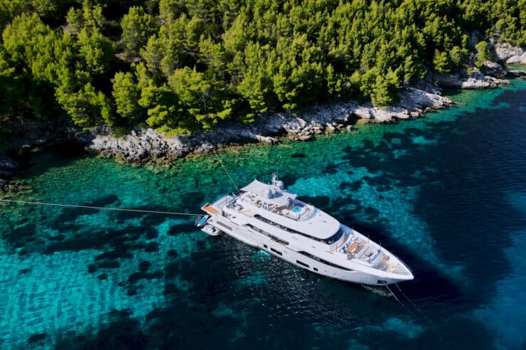 yacht-charter-m-y-bizman