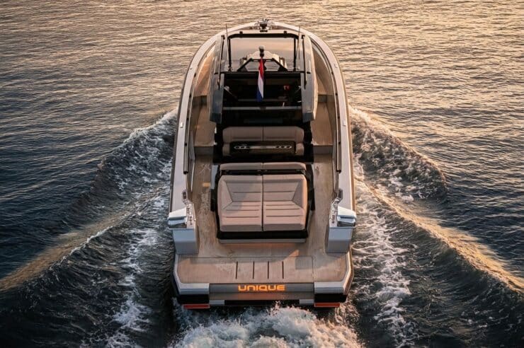day-charter-yacht-rental-m-y-stratos-50