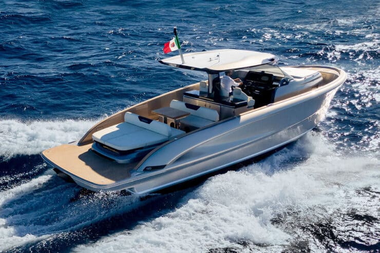day-charter-yacht-rental-solaris40-open