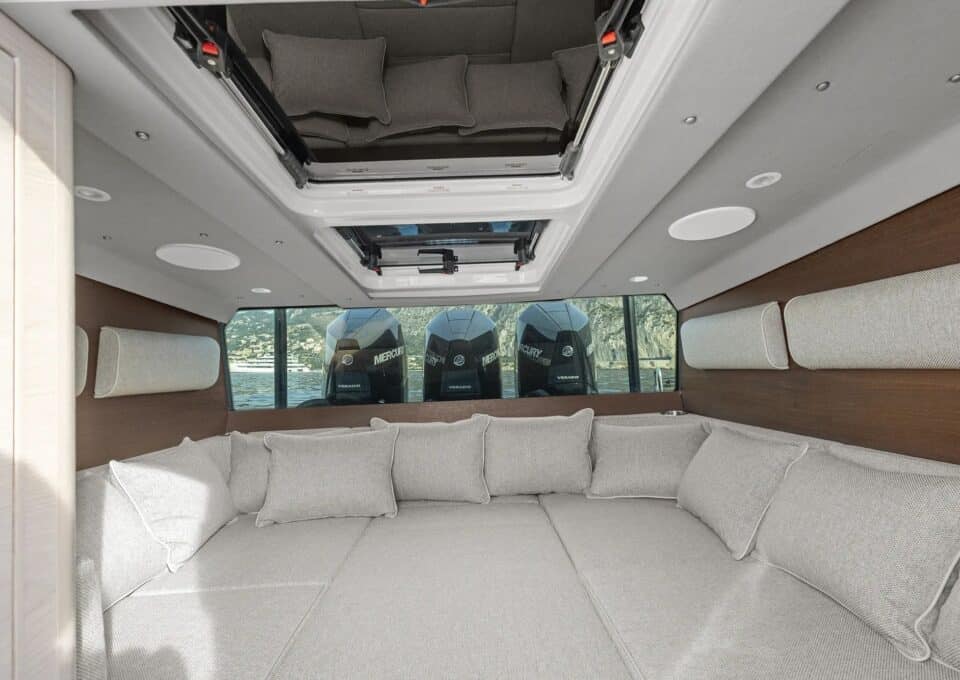day-charter-yacht-rental-m-y-axopar-45