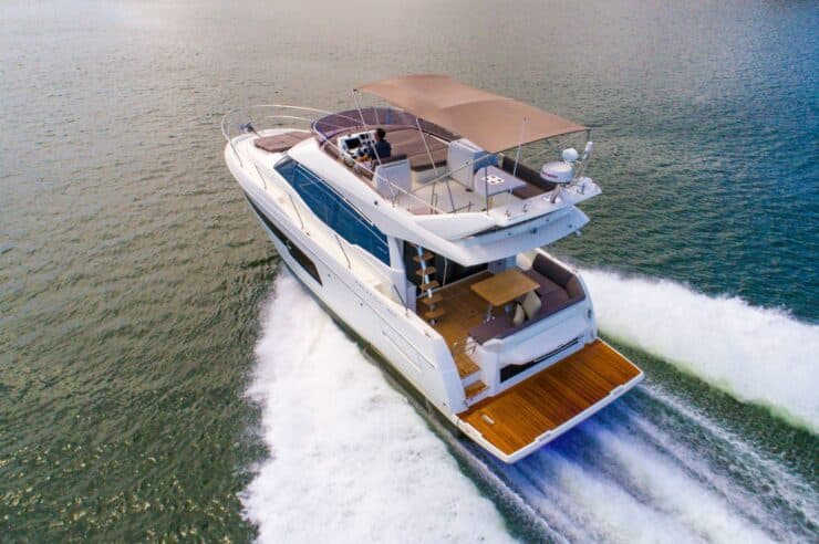 day-charter-yacht-m-y-Prestige-460-Fly