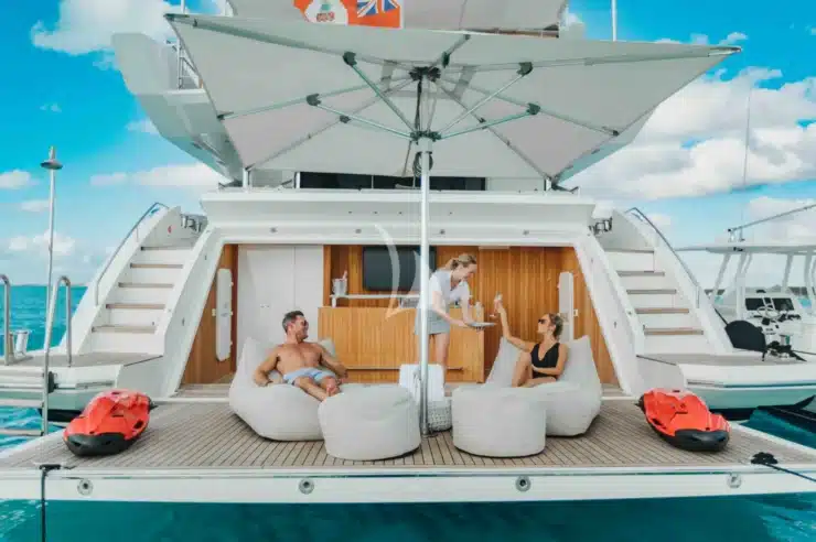 Yacht Charter EMINA Benetti exterior
